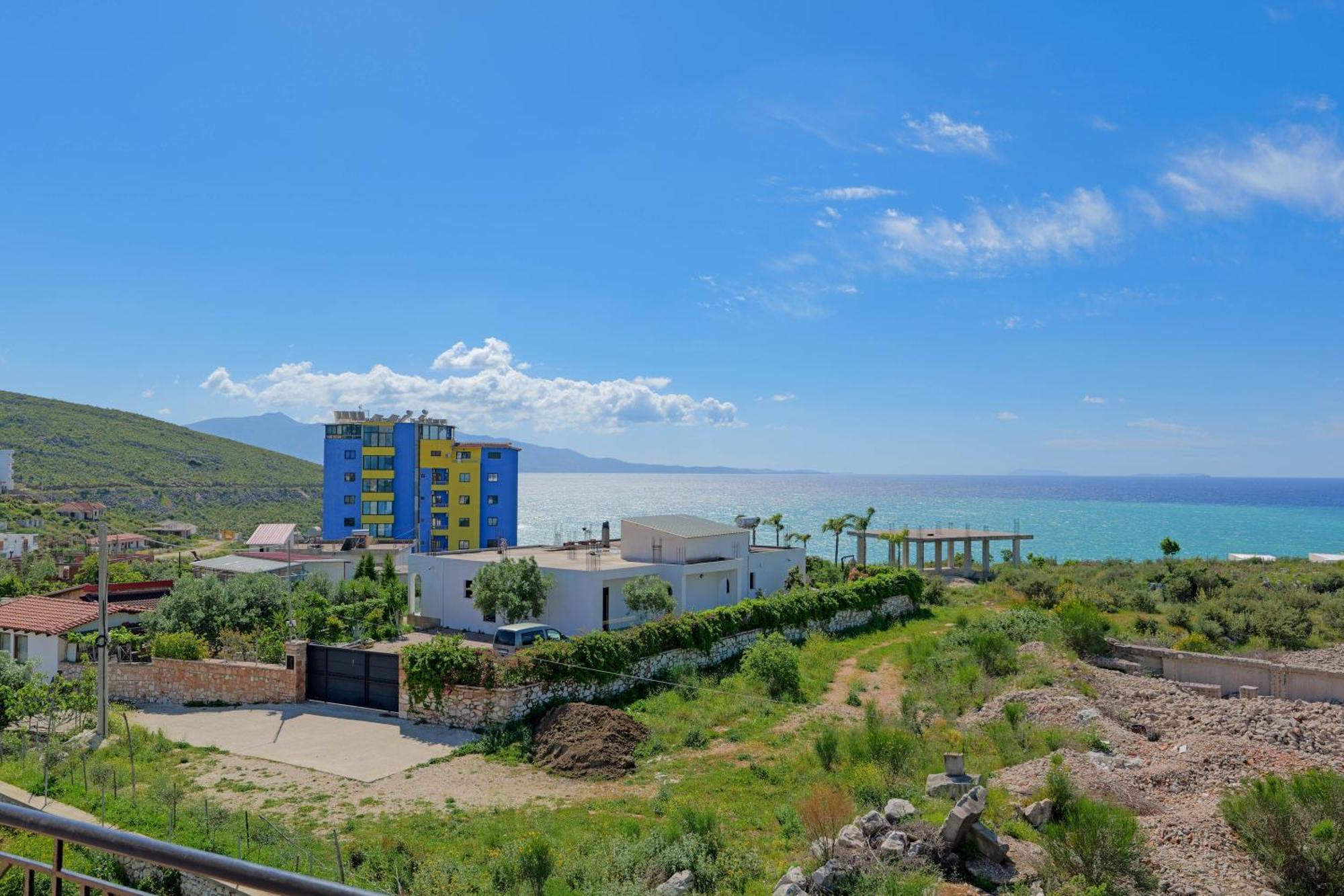 Hotel Holiday Sarandë Exterior foto