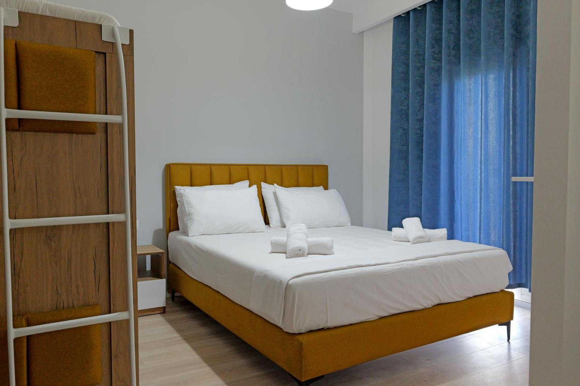 Hotel Holiday Sarandë Exterior foto